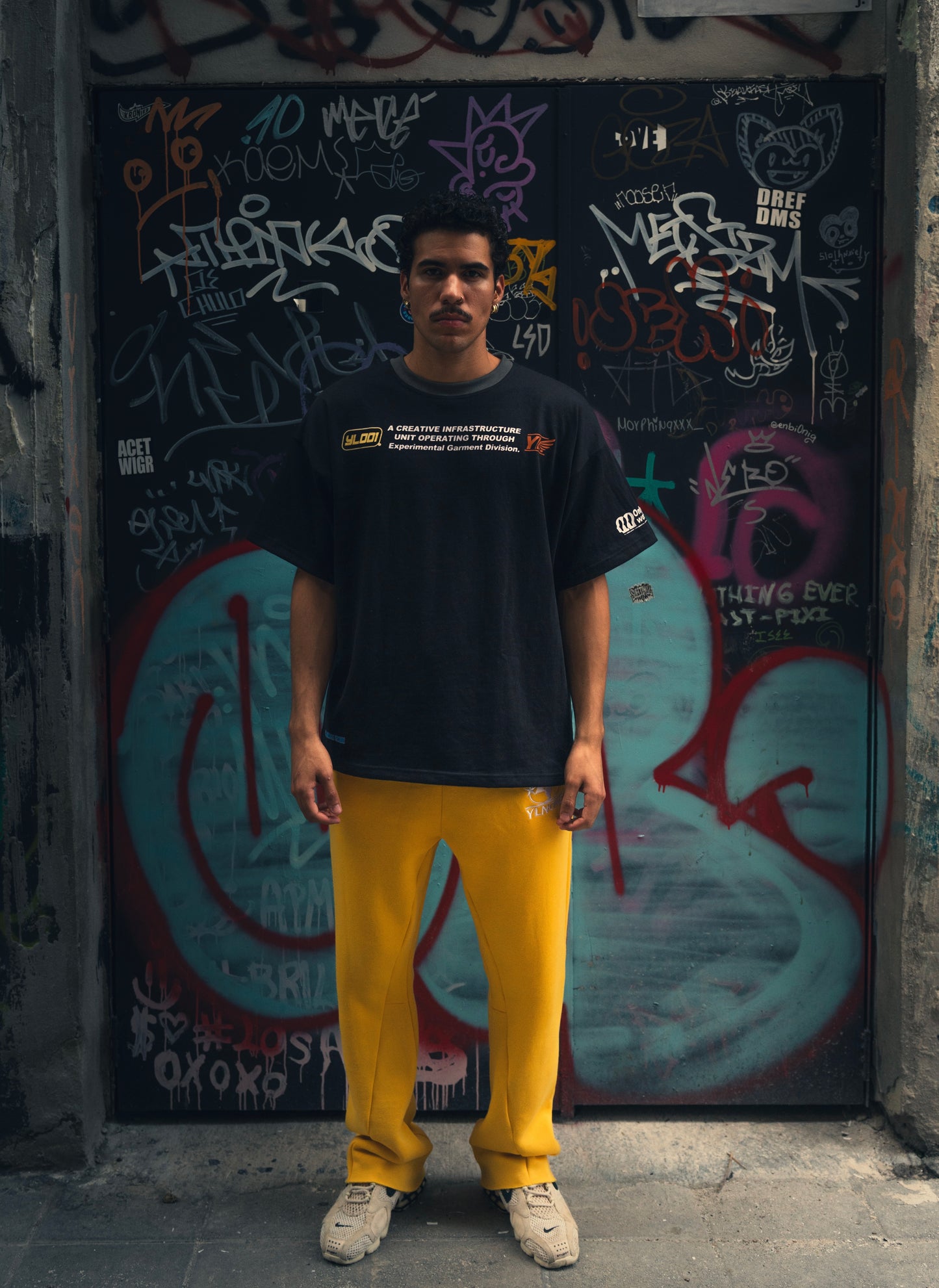 YLNONE FLARE PANT